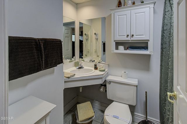 102 Baskins Creek Bypass, Gatlinburg, TN 37738