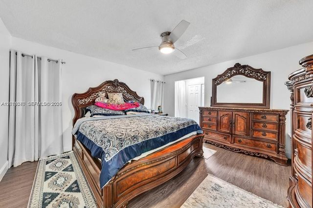 8830 NW 3rd St, Pembroke Pines, FL 33024