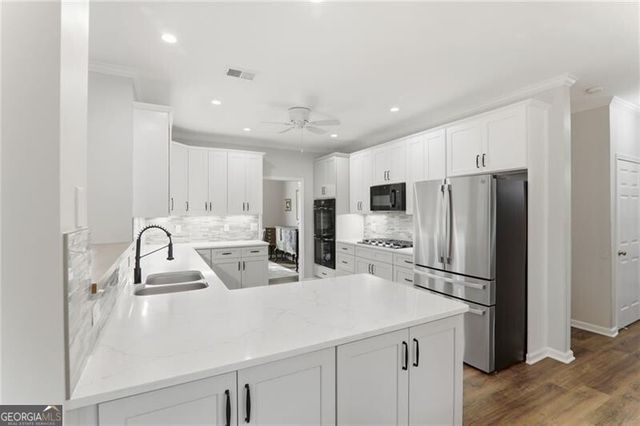 1555 Vine Leaf Drive, Powder Springs, GA 30127