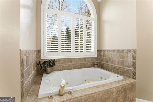 1555 Vine Leaf Drive, Powder Springs, GA 30127