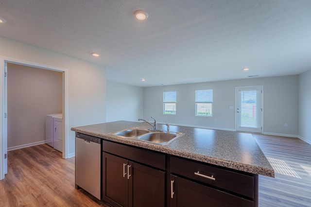 305 Lightfoot Court 305 Lightfoot Court, New Carlisle, OH 45344