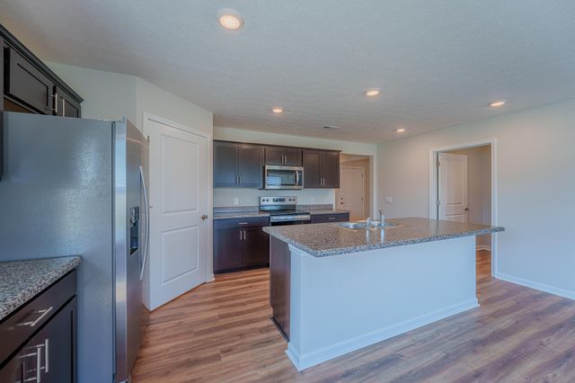 305 Lightfoot Court 305 Lightfoot Court, New Carlisle, OH 45344