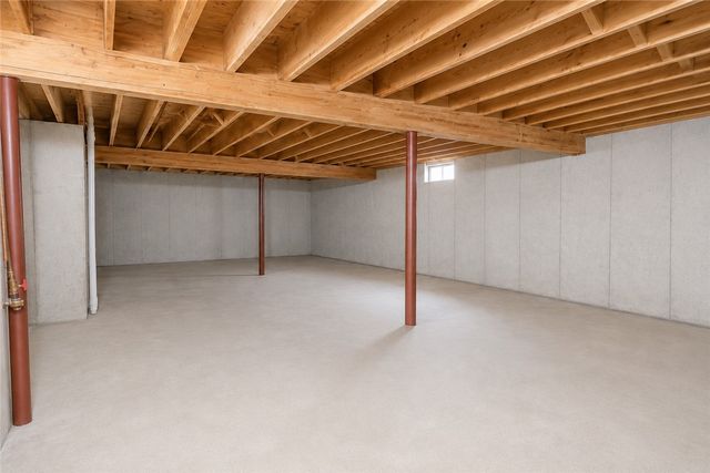 3 Meadow Circle, Barrington, RI 02806