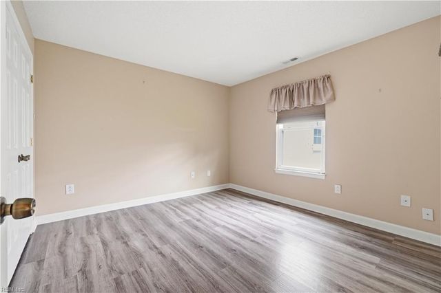 1924 Harpers Ferry DR, Virginia Beach, VA 23464
