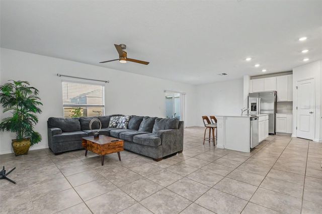 1906 NIAGRA DRIVE, Davenport, FL 33837