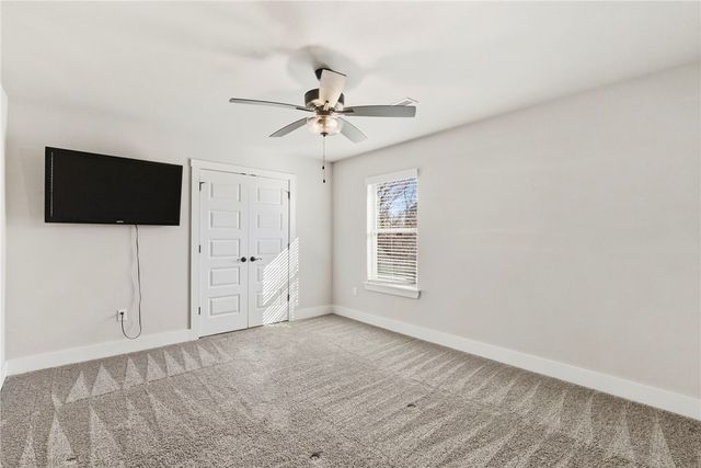 96 Witherby Drive, Bella Vista, AR 72714