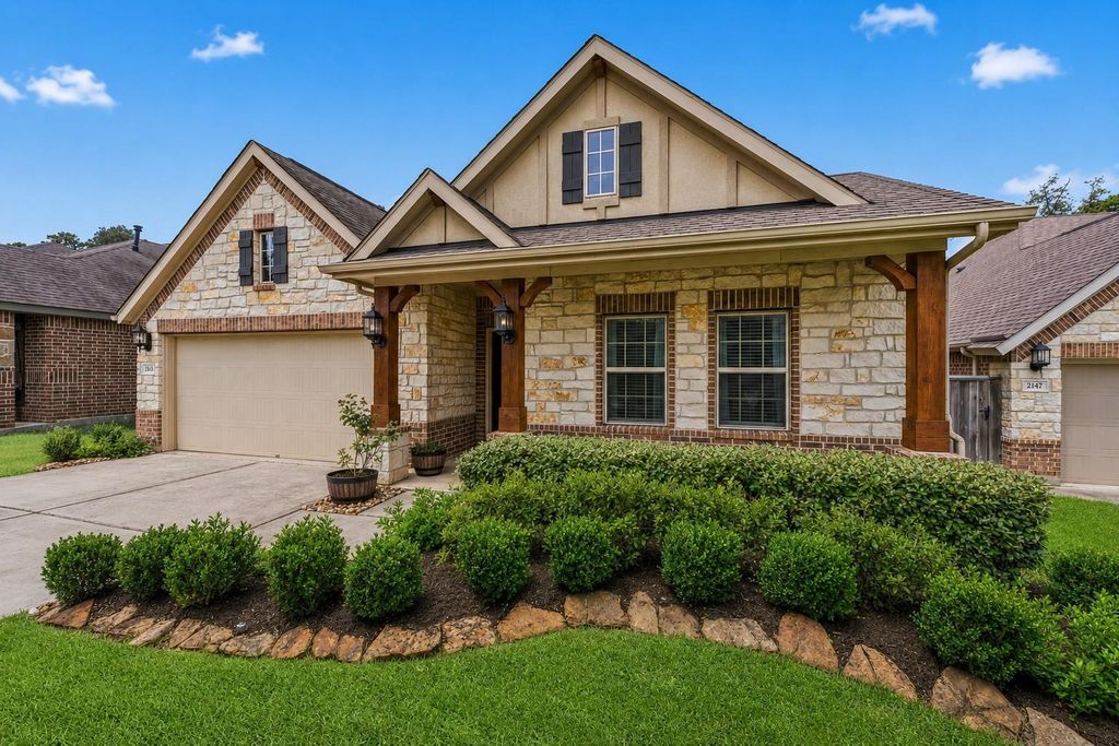 2143 Moss Creek Lane, Conroe, TX 77304