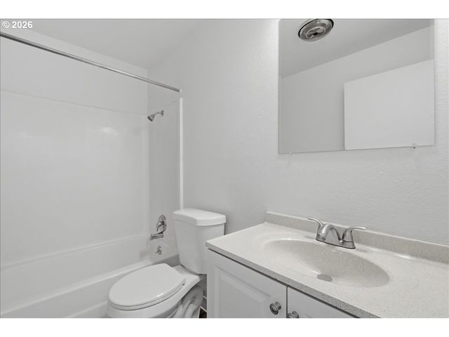 3611 Ne 45TH St, Vancouver, WA 98661