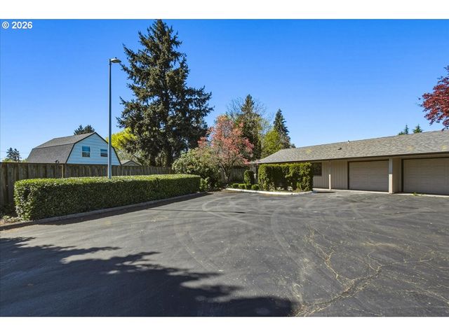 3611 Ne 45TH St, Vancouver, WA 98661