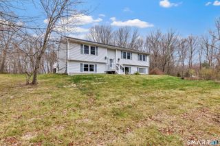 108 Webb Circle, Monroe, CT 06468