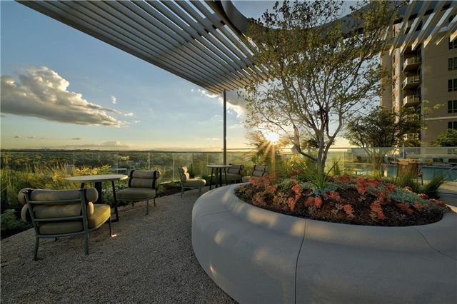 44 East Ave 2404, Austin, TX 78701