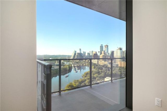 44 East Ave 2404, Austin, TX 78701
