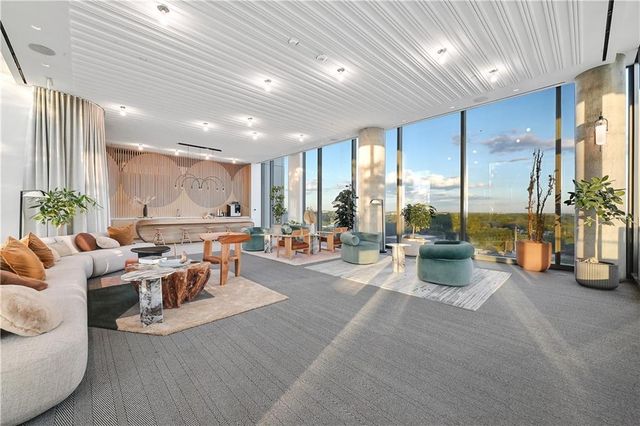 44 East Ave 2404, Austin, TX 78701