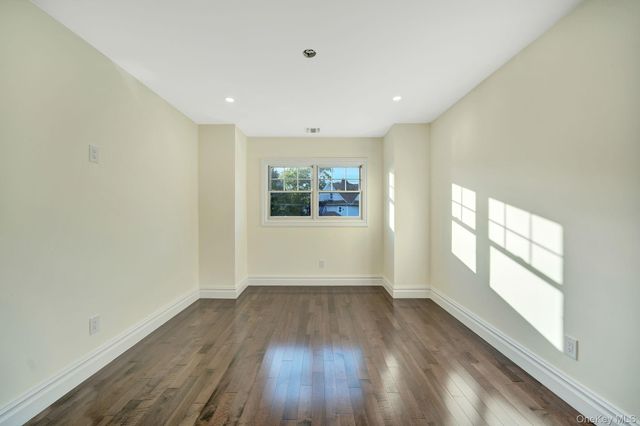 47 E. Cherry Street, Hicksville, NY 11801