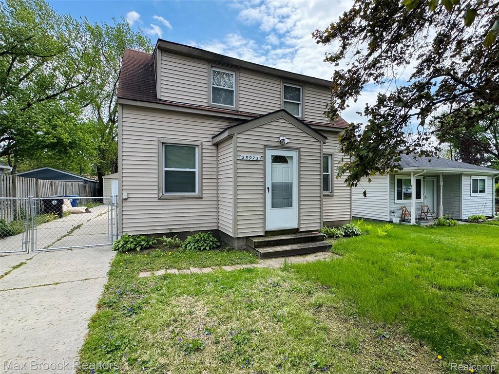 25973 Southwestern Highway, Redford Charter Township, MI 48239