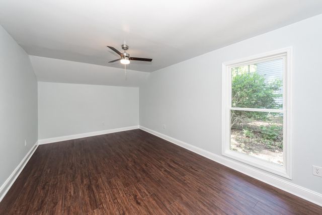 8330 Longridge Road, North Charleston, SC 29418