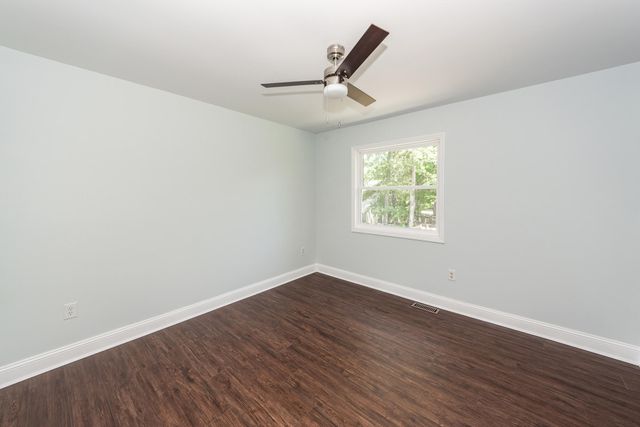 8330 Longridge Road, North Charleston, SC 29418