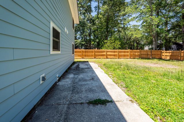 8330 Longridge Road, North Charleston, SC 29418