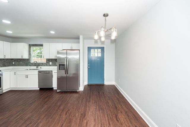 8330 Longridge Road, North Charleston, SC 29418
