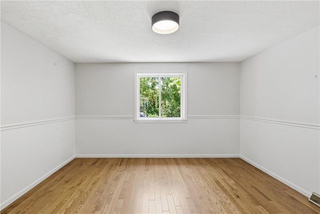 32 Briarwood Road, Lincoln, RI 02865