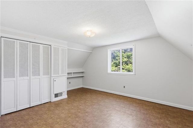 32 Briarwood Road, Lincoln, RI 02865