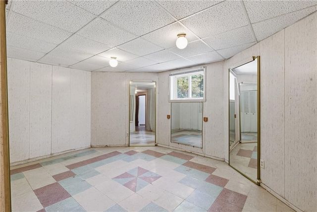 32 Briarwood Road, Lincoln, RI 02865