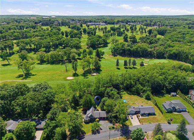 32 Briarwood Road, Lincoln, RI 02865