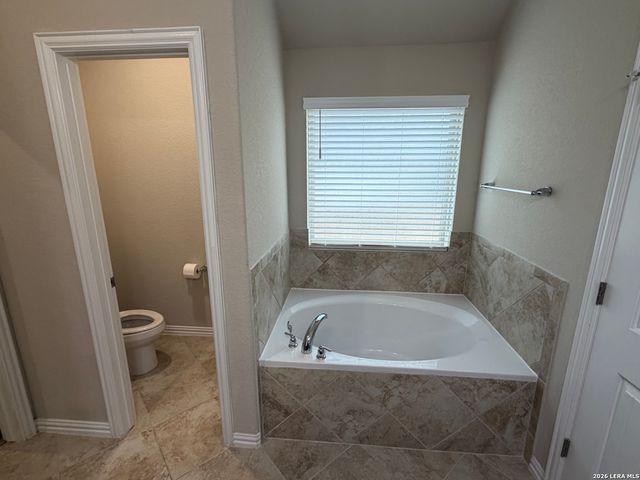 27915 LOKAYA FLS, Boerne, TX 78015