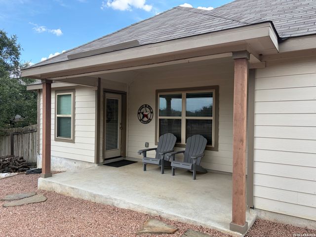 27915 LOKAYA FLS, Boerne, TX 78015