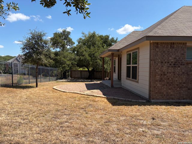 27915 LOKAYA FLS, Boerne, TX 78015