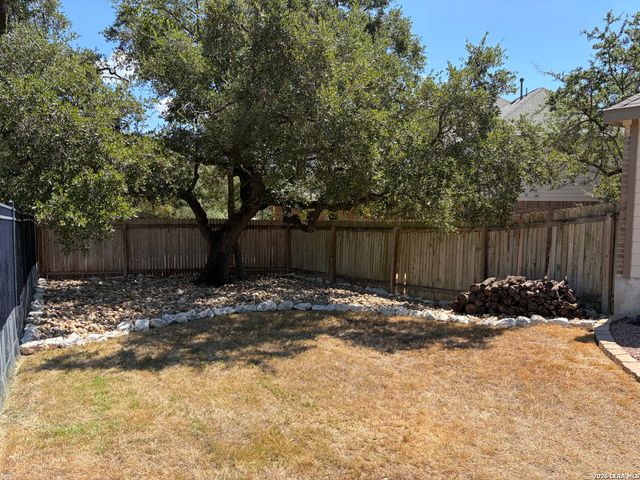 27915 LOKAYA FLS, Boerne, TX 78015