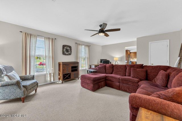 569 Winterberry Boulevard, Jackson, NJ 08527