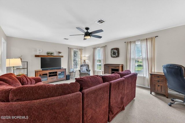 569 Winterberry Boulevard, Jackson, NJ 08527