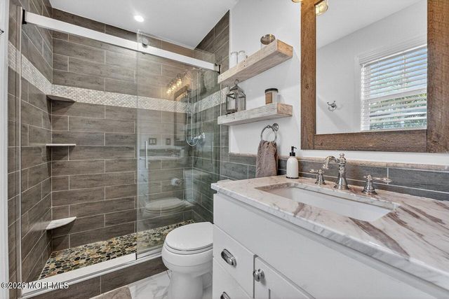 569 Winterberry Boulevard, Jackson, NJ 08527