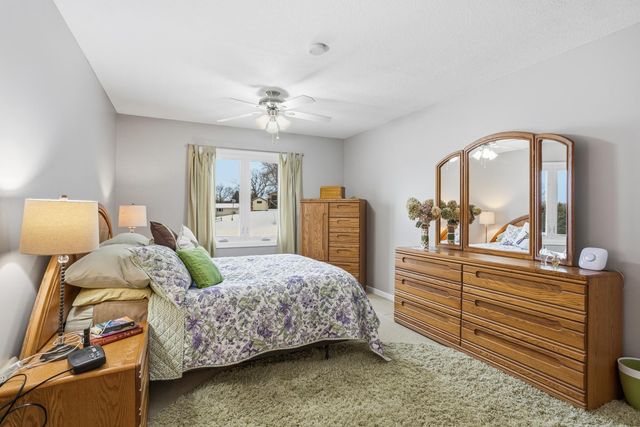 1684 Covington Lane, Eagan, MN 55122