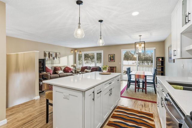 1684 Covington Lane, Eagan, MN 55122