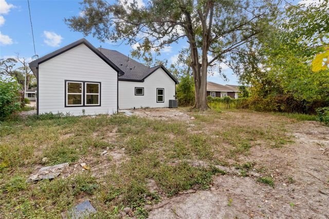 12011 Coulson Cir, Houston, TX 77015