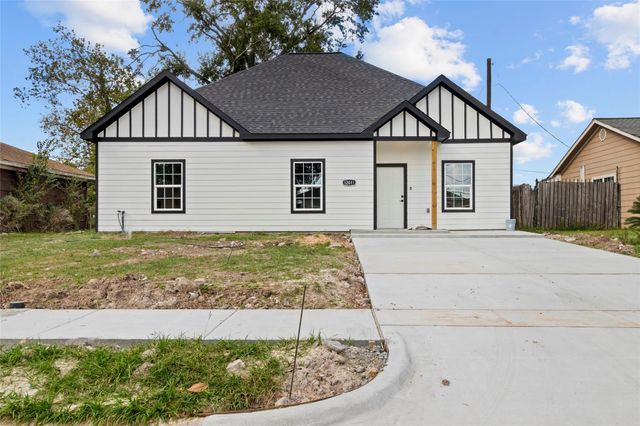 12011 Coulson Cir, Houston, TX 77015