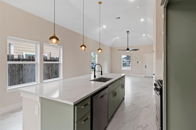 12011 Coulson Cir, Houston, TX 77015