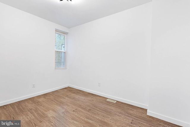 2017 W OXFORD ST, Philadelphia, PA 19121