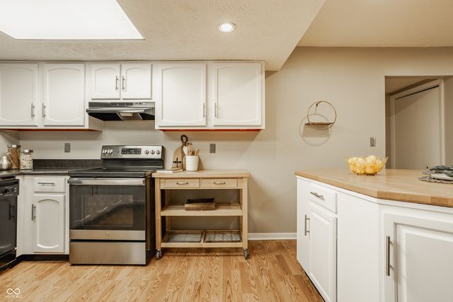 4965 Hawthorne Way, Avon, IN 46123