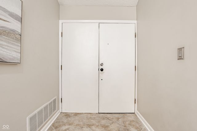 4965 Hawthorne Way, Avon, IN 46123