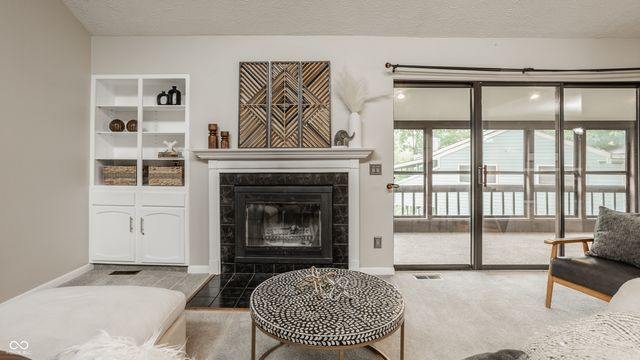 4965 Hawthorne Way, Avon, IN 46123