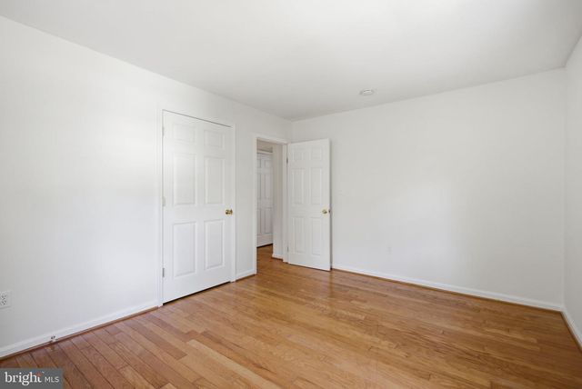 5104 ROANOKE PL, College Park, MD 20740
