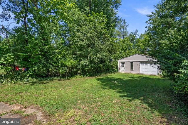 5104 ROANOKE PL, College Park, MD 20740