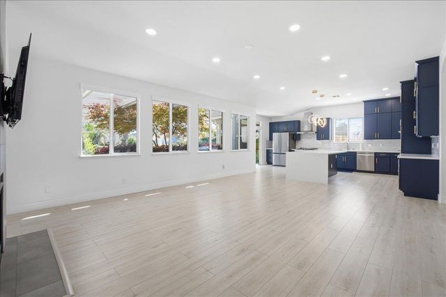 4559 Windsong St, Sacramento, CA 95834