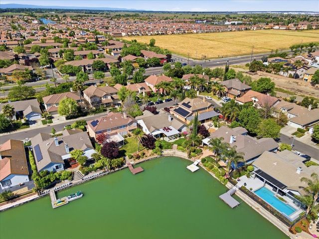 4559 Windsong St, Sacramento, CA 95834