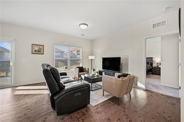 7735 NW 124th Street, Kansas City, MO 64163