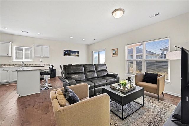 7735 NW 124th Street, Kansas City, MO 64163