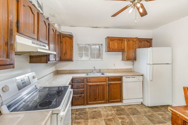 2054 Lakeview Drive, Fort Wright, KY 41017